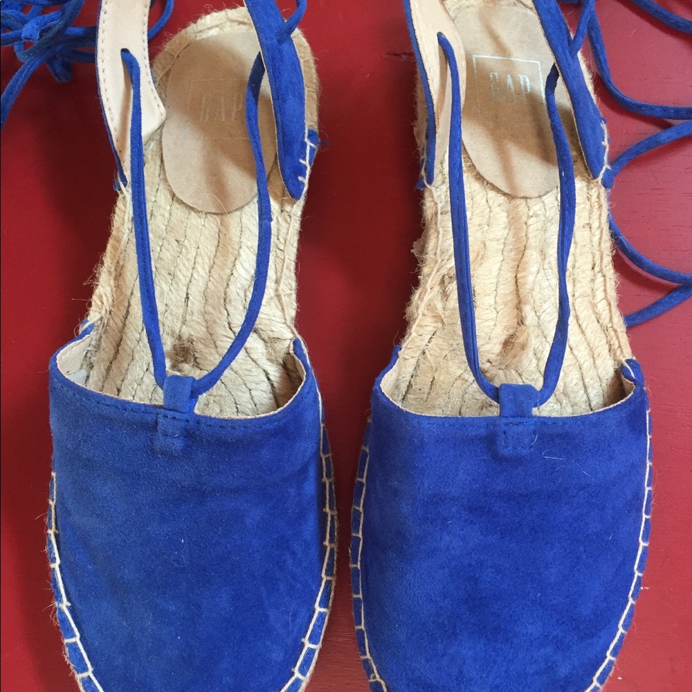 Gap Lace up Sandal size 9 Blue
